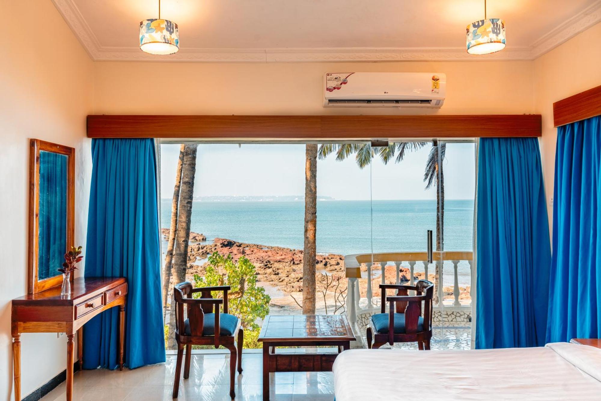 Bambolim Beach Resort Екстер'єр фото